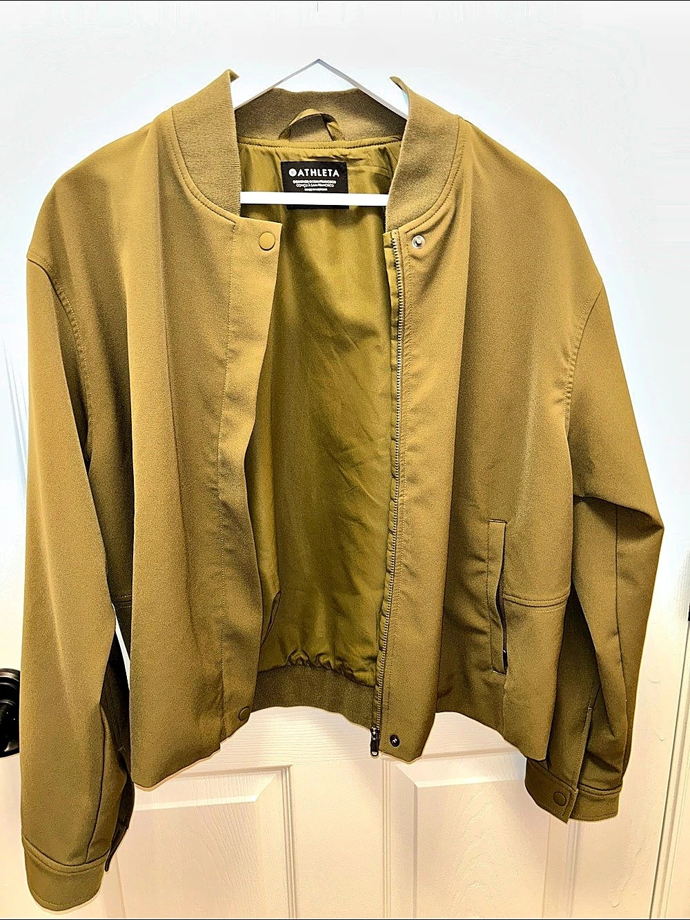 Athleta Citybound Bomber Women's Bomber Jacket in Green Size Large Like New